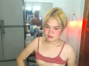 Chaturbate Sex Cam of yazmin_shines