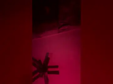 Chaturbate Live Sex Cam of ebonij6969