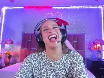 Chaturbate Sex Cam of kylievictoria_