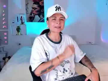 Chaturbate Best live sex cam show of zuryramirez_