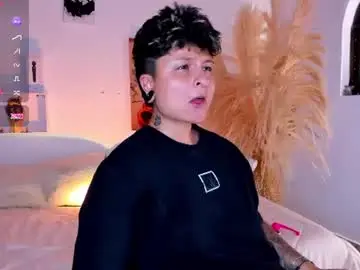 Chaturbate Live Sex Cam of zuryramirez_