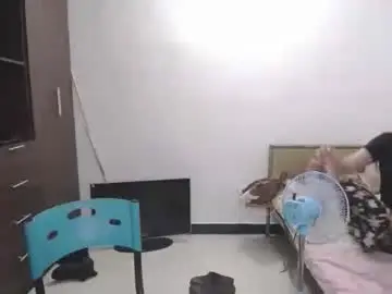 Chaturbate Live Porn of pia_alonzo30