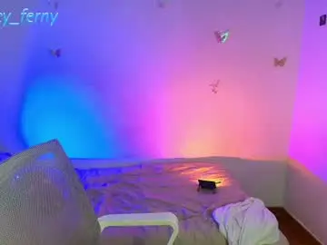 Chaturbate Adult Video Chat of naty_lux19