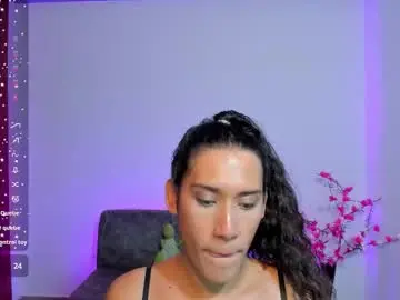 Chaturbate Sex Cam of camila_harperr
