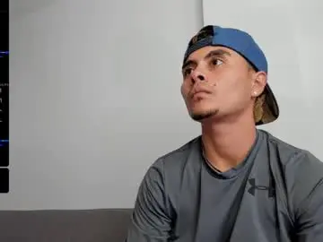 Chaturbate Watch Live Sex Cams of alan_stark