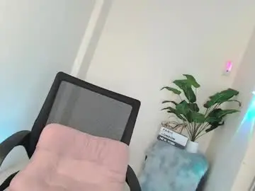 Chaturbate Sex Cam of naughty_lexie69xx