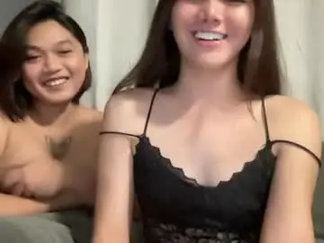 Chaturbate Live Sex Cam of cheskahouston