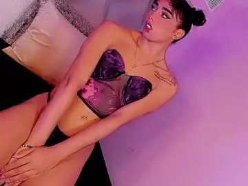 Chaturbate Best live sex cam show of daniiela_ember