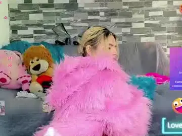 Chaturbate Live Sex Cam of xthesexyboyx