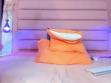 Chaturbate Live Sex Cam of scarleett22