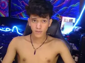 Chaturbate Nude Webcam of ken_bigcockxx
