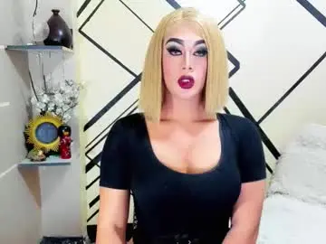 Chaturbate Live Sex Cam of tsmamahmerslove