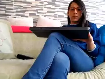 Chaturbate Adult Video Chat of violetagomez_co