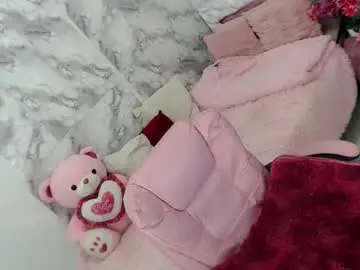 Chaturbate Watch Live Sex Cams of lobotara69