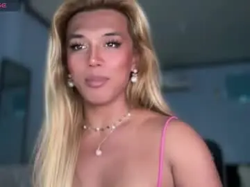 Chaturbate Live Sex Cam of cockprincess_dianna
