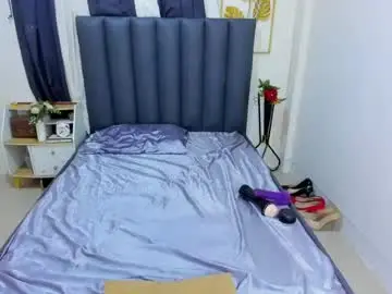 Chaturbate Adult Video Chat of hannah_louissex