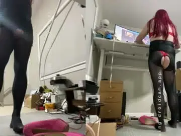 Chaturbate Watch Live Sex Cams of ezondi1