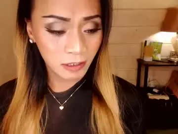 Chaturbate Live Sex Cam of 1bigsurprise4you