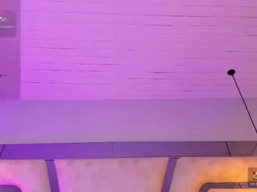 Chaturbate Live Porn of aribloom7