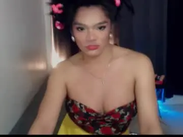 Chaturbate Live Sex Cam of kylieebarbie97
