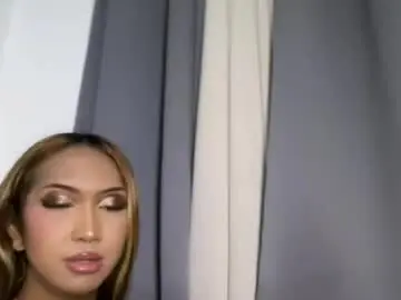 Chaturbate Live Sex Cam of yourlovebella88