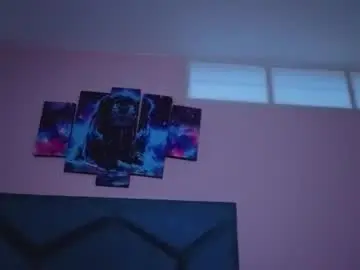 Chaturbate Adult Video Chat of kataleyaa_horny