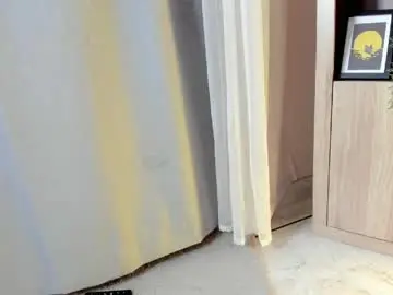 Chaturbate Sex Cam of bloom_apple