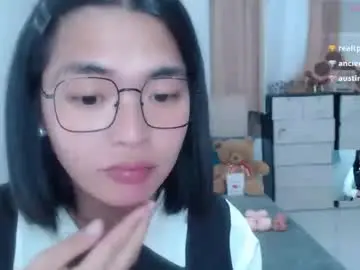 Chaturbate Watch Live Sex Cams of zhaviahale
