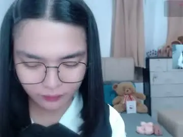 Chaturbate Live Sex Cam of zhaviahale