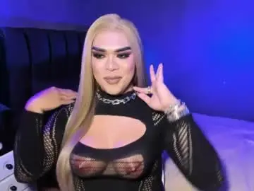 Chaturbate Live Sex Cam of suckablecockoffreya