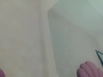 Chaturbate Free Live Porn of horny_bri_