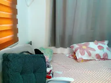 Chaturbate Live Sex of xxjulielovesyouxx