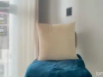 Chaturbate Live Sex Cam of tomboi_xcx