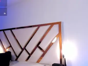 Chaturbate Free Live Porn of aron_cruz12