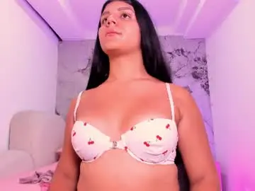 Chaturbate Live Sex Cam of paulinabelle