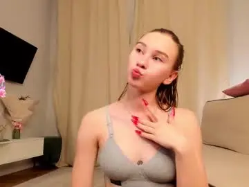 Chaturbate Live Sex Cam of lynethamm