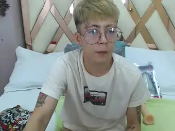 Chaturbate Free Live Porn of luke_morgans