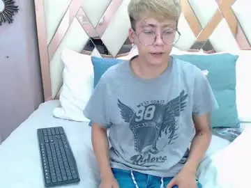 Chaturbate Best live sex cam show of luke_morgans