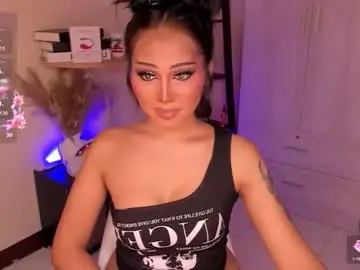 Chaturbate Adult Video Chat of lil_m1ss_silly