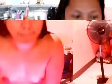 Chaturbate Live Sex Cam of asian_kweenv