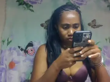 Chaturbate Live Sex Cam of surbelle