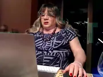 Chaturbate Sex Cam of suzannebanci