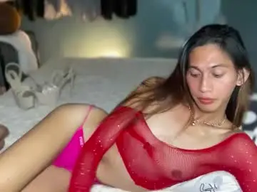 Chaturbate Live Sex Cam of cumm_thiara1999