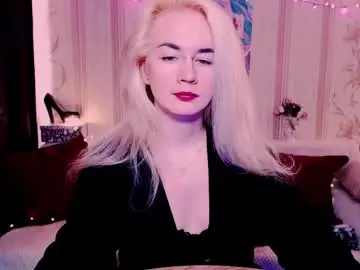 Chaturbate Best live sex cam show of carinfox