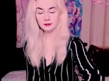 Chaturbate Adult Video Chat of carinfox