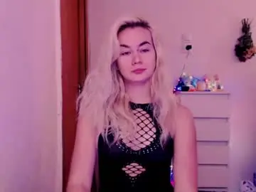 Chaturbate Adult Video Chat of carinfox