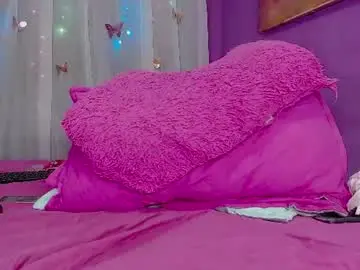 Chaturbate Live Porn of antonella_hotkiss