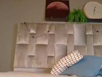 Chaturbate Live Porn of nahomicampbell_