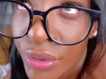 Chaturbate Live Porn of nahomicampbell_