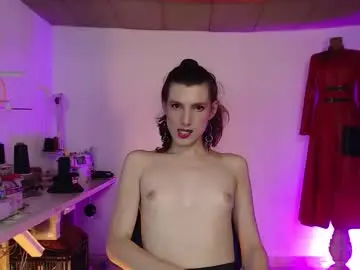 Chaturbate Private Sex Chat of moira_hot